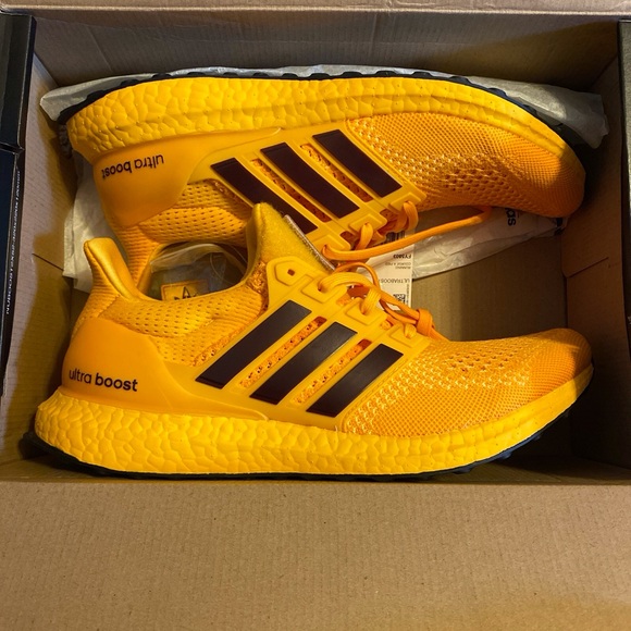 Adidas UltraBoost Arizona State University - Picture 6 of 7